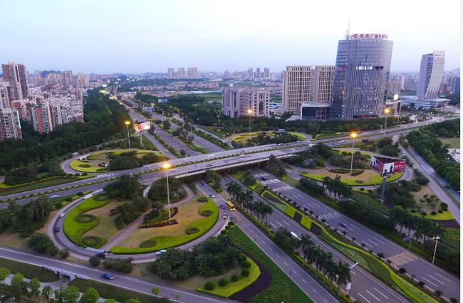 广东省廉江市府东，城市发展的活力之源